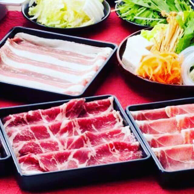 かるび家　明石駅前店さんのインスタグラム写真 - (かるび家　明石駅前店Instagram)「カルビ家明石です。  #明石#カルビ#完全個室#居酒屋# #味噌＃焼肉＃和風#カルビ家#しゃぶしゃぶ #二色鍋#キムチ鍋＃モツ鍋」3月14日 11時33分 - karubiya.akashi