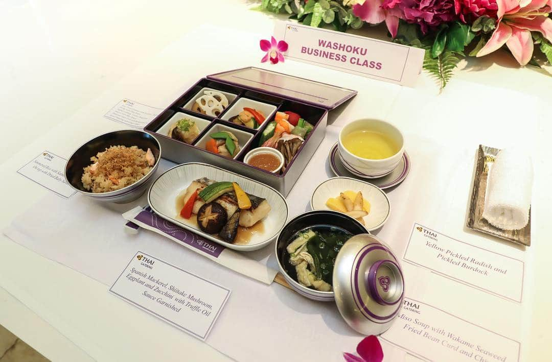 タイ航空さんのインスタグラム写真 - (タイ航空Instagram)「Experience the authentic Japanese taste when flying THAI with "Washoku" (lit. "Japanese cuisine") meal courses, designed by two Okura Prestige chefs. Available for THAI Royal First and Royal Silk passengers on some flights between Bangkok and Japan from April to June 2019. . #ThaiAirways #Washoku #JapaneseFood #JapaneseCuisine #InflightMeal #InflightCatering」3月14日 11時44分 - thaiairways