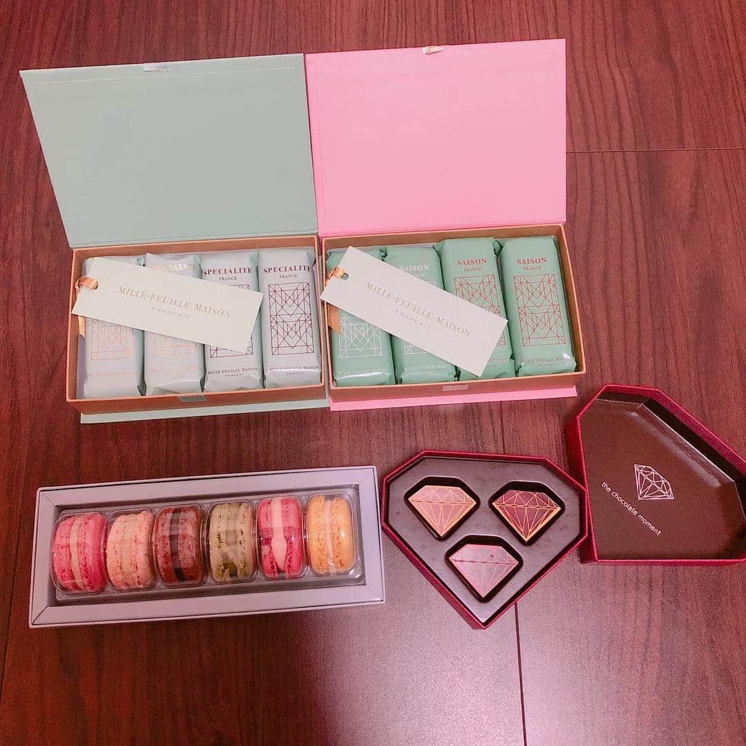 皆方由衣さんのインスタグラム写真 - (皆方由衣Instagram)「thanks♡  #whiteday  #delrey  #pierreherme  #millefevillemaison」3月14日 11時50分 - yuiminakata