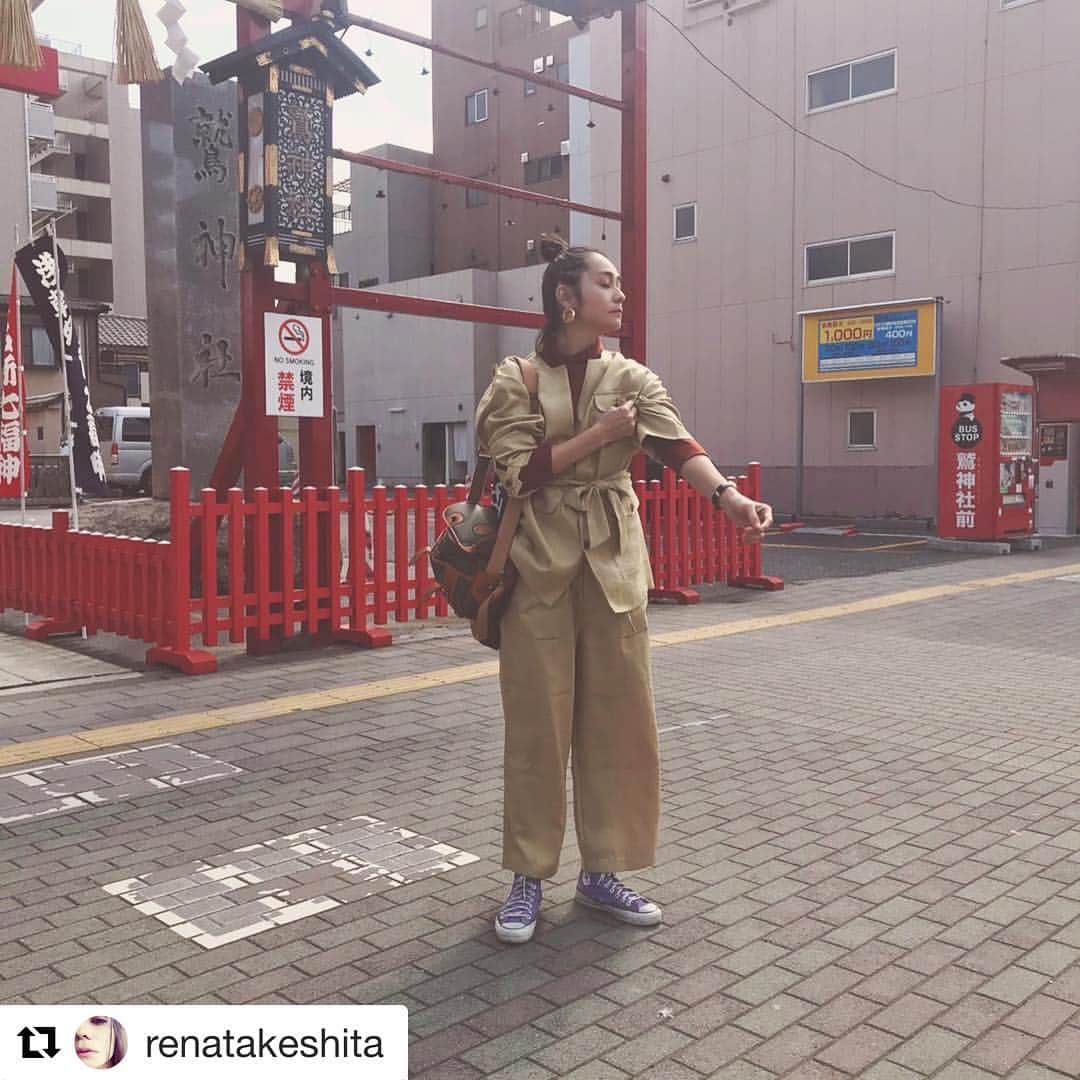 のインスタグラム：「. . 竹下玲奈( @renatakeshita )さんにご着用Set Up!! . JOHNBULL setup . jacket lot.AL932 / ¥25,000+tax . pants lot.ZP095 / ¥19,000+tax . . カラースニーカーと合わせたカジュアルな着こなしも👏 . 春のお出かけにおススメです。 . . #Repost @renatakeshita with @get_repost ・・・ 天気がいいから春に着ようと思っていた洋服に袖を通してみました johnbull_private_labo_womens さんの春夏のセットアップ セットアップ好きにはたまらん✨です @johnbull_private_labo_womens  #johnbullprivatelabo . . #johnbull #johnbullprivatelabo womens #setup #safari #jacket #pants #washable #newarrival #springfashion #2019ss #ジョンブル #ジョンブルプライベートラボ #竹下玲奈 さん #セットアップ #サファリジャケット #春コーデ #春の新作」