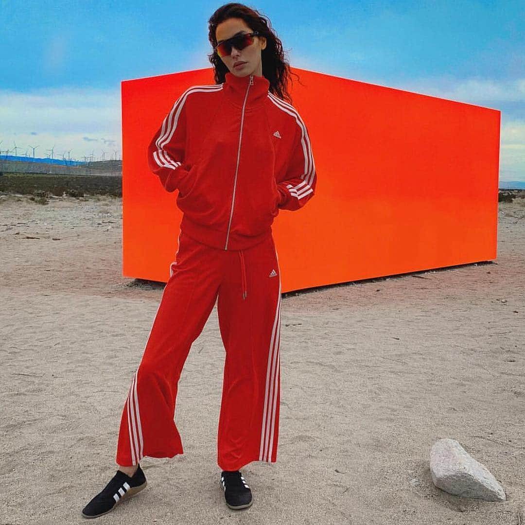 MOUSSY SNAPさんのインスタグラム写真 - (MOUSSY SNAPInstagram)「#MOUSSYSNAP Thank you! @adrianneho  ㅤㅤㅤㅤㅤㅤㅤㅤㅤㅤㅤㅤㅤ @adidastokyo & @moussyofficial W CLS TRACK JK MSY(010CSS01-0160) W CLS TRACK PT MSY(010CSS01-0170) ㅤㅤㅤㅤㅤㅤㅤㅤㅤㅤㅤㅤㅤㅤㅤㅤㅤㅤㅤㅤㅤㅤ #adidas #MOUSSY #adidas_MOUSSY」3月14日 12時20分 - moussysnap