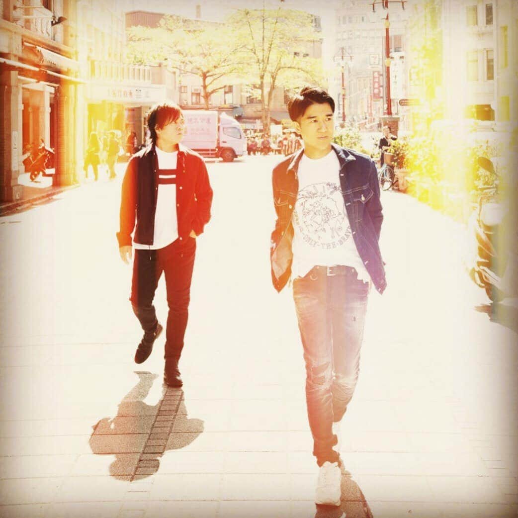 のインスタグラム：「本日はFm yokohama「Tresen」にお邪魔します！ #DEEN #vocal #池森秀一 #music #musicproducer #newalbum #NEWJOURNEY #fmyokohama #tresen #radio」