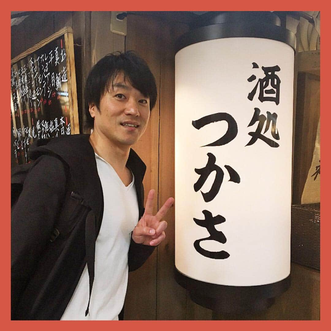 天王寺ミオさんのインスタグラム写真 - (天王寺ミオInstagram)「FMラジオ「FM802」で「天王寺MIO Swing! Swing!」をお届け★★★ . FMラジオ「FM802」では毎週金曜日「FRIDAY Cruisin' Map!!」をお届けしています。 担当のDJ.DAIGO IIMURO(飯室 大吾)さんが3月は毎週金曜日の13時台に天王寺ミオのリニューアル情報をご紹介する「天王寺MIO Swing! Swing!」をお伝えして下さいます。 . 飯室さんが、早速ミオの「エキうえスタンド」に取材に来て下さいました。 美味しいお刺身やお酒を楽しんで下さって、はしご酒をしながら「エキうえスタンド」を大満喫！！ . 「天王寺MIO Swing! Swing!」明日3/15(金)の13時台にON AIRです。 是非！聴いてみて下さい！  #天王寺ミオ #tennojimio #天王寺mio #텐노지미오 #関西 #간사이 #osaka #오사카 #大阪 #tennoji #텐노지 #天王寺 #あべの #abeno #关西 #商场 #MAP802 #FM802 #飯室大吾 #エキうえスタンド #はしご酒 #立ち飲み #酒処つかさ #すしまる #ボトルバード #蔵元豊祝」3月14日 12時47分 - tennojimio_official