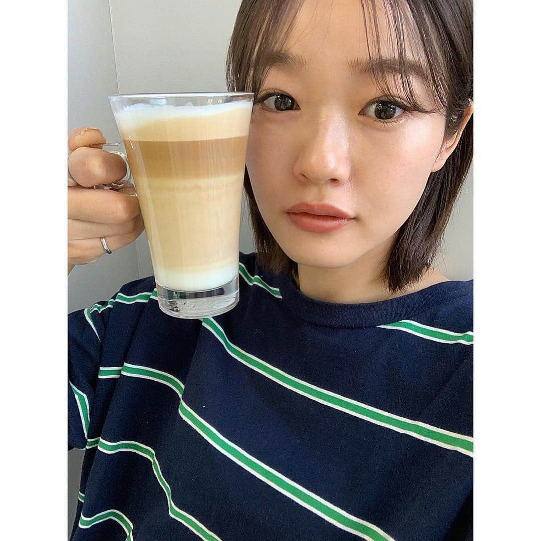 猪鼻ちひろさんのインスタグラム写真 - (猪鼻ちひろInstagram)「Starbucks Coffee is coming home!﻿ 大好きなスターバックスのコーヒーが、お家でも飲めるようになる♡ということで試飲会へ。﻿ ﻿ ネスカフェドルチェグスト専用に開発されたスターバックス専用カプセルがあればお家でこの美味しさかぁ🤨❣️﻿ 一杯約80円でお家贅沢タイムを楽しめるなんて最高じゃないか😭🤝﻿毎朝飲みたいよ〜 #写真セレクト破棄 #顔たくさん #すまん #美味しかった♡ #まさかの二杯も飲んじゃった☕️笑﻿ #ネスカフェドルチェグスト﻿#スターバックス﻿#スターバックスの味がおうちで楽しめる﻿#coffee#Starbucks#pr#cafe」3月14日 12時55分 - inohanachihiro