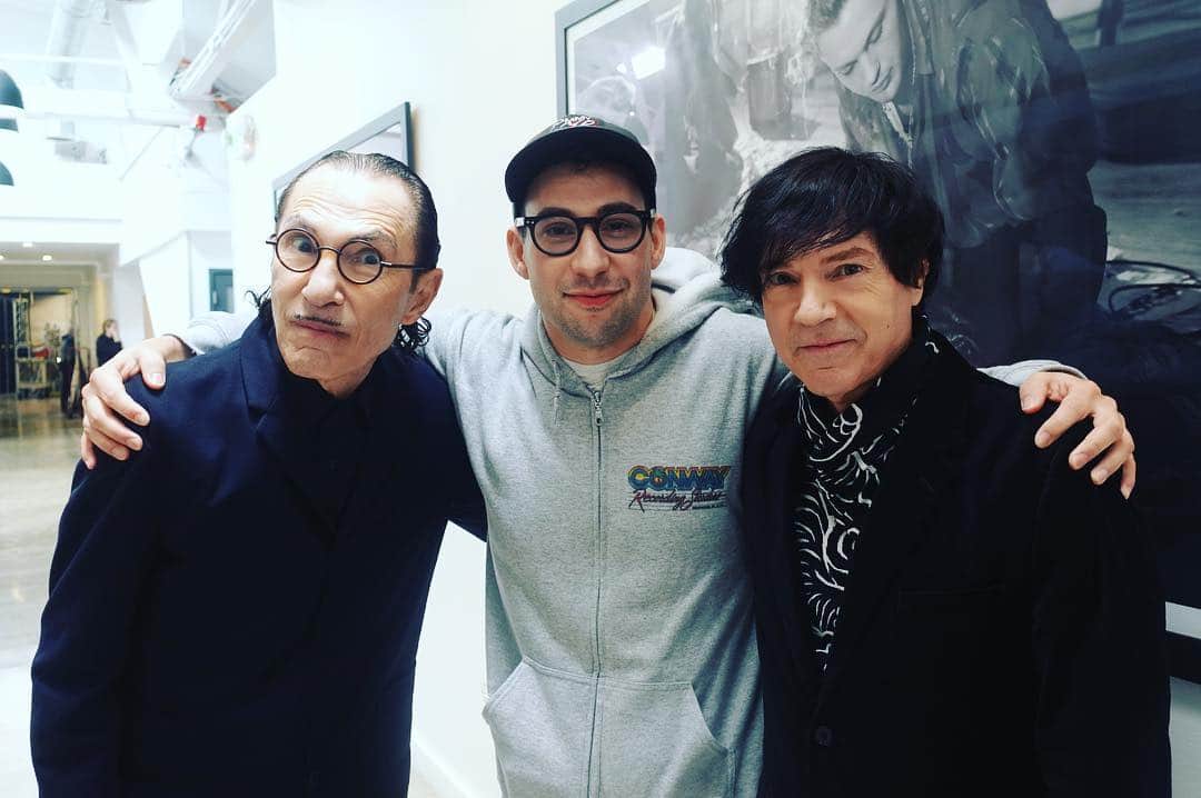 のインスタグラム：「Too much talent for one photo. @jackantonoff & @sparks_official.」