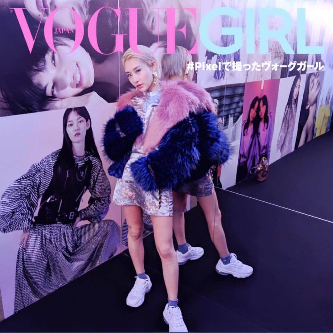 濱田茉奈さんのインスタグラム写真 - (濱田茉奈Instagram)「@voguegirljapan 💕 5th anniversary ❤️❤️ #voguegirl #vogue #magazine #fashion #tokyo #style #dresscode」3月14日 13時25分 - manahamada0222