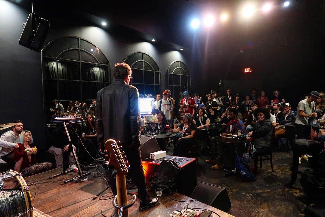ASCAPさんのインスタグラム写真 - (ASCAPInstagram)「Thank you to everyone who came out to our #SXSW Songs Listening Party tonight 🎶 Kudos to the 22 writers, producers, artists that participated in the camp & created amazing music.」3月14日 14時06分 - ascap