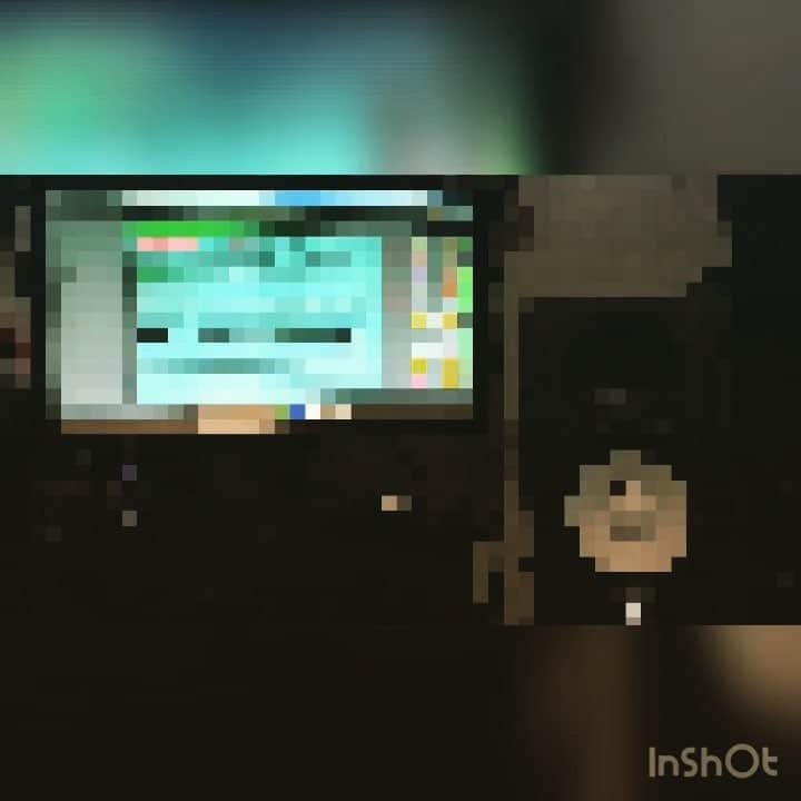 津久井恒仁のインスタグラム：「２倍速で聴くとこんな感じの曲を作っている。  ２倍速で聴くと。  そう、２倍速で聴くと。  #２倍速 #２倍速の文字を見て #倍って漢字がゲシュタルト崩壊する」