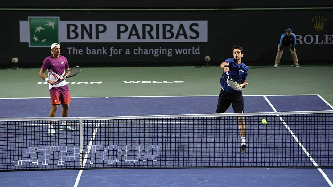 マルセロ・メロさんのインスタグラム写真 - (マルセロ・メロInstagram)「Vaaamos, estamos na semi aquí em Indian Wells.  Fizemos um belo jogo hj, em especial no matchtiebreak. Vaaamo q vaaamos. . . Lets book, semis here in Indian Wells, lets go full power Friday. . . @centauroesporte @meubmg @itambe #somostodosgirafa #melokubot #cbt」3月14日 14時39分 - marcelomelo83