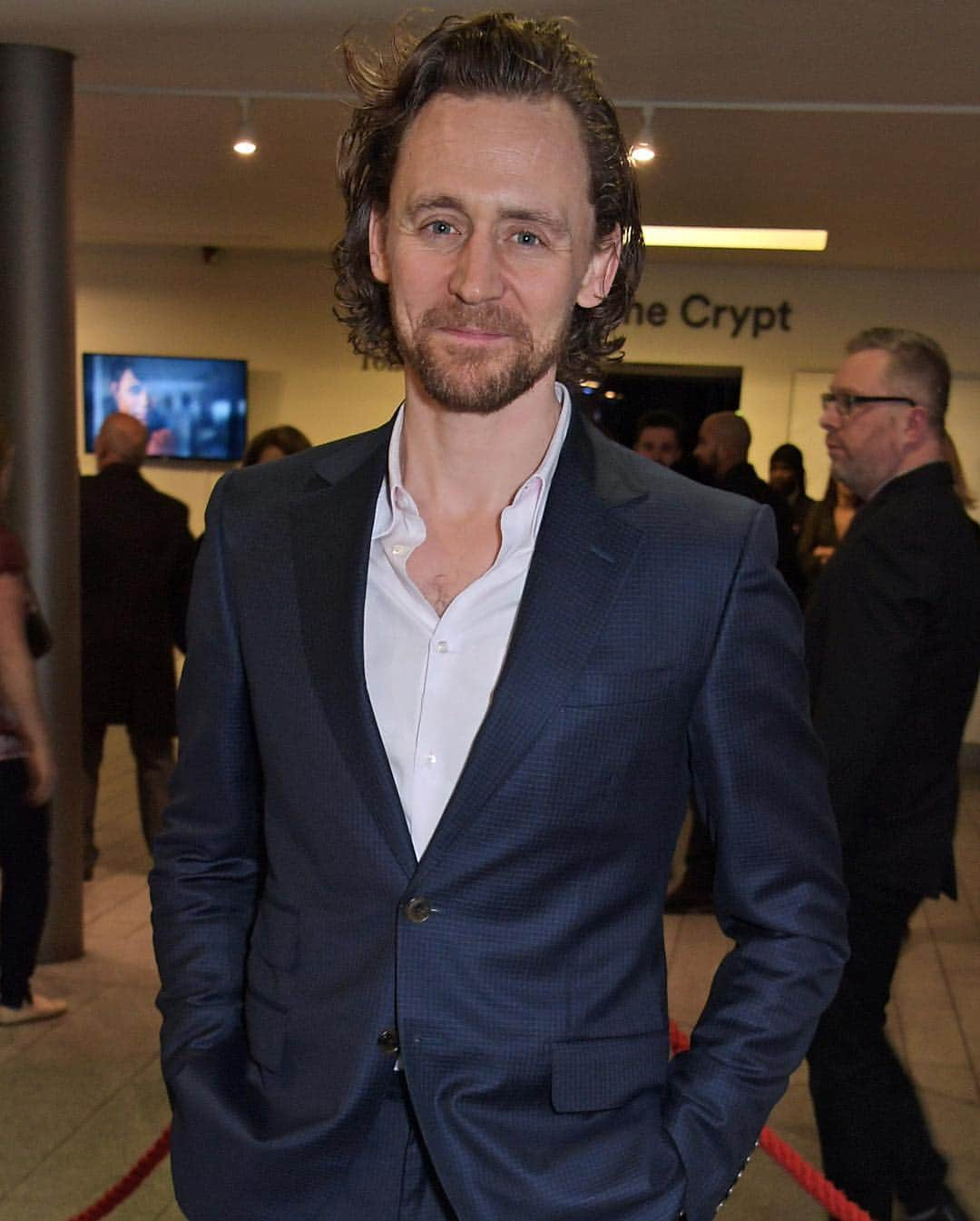 Just Jaredさんのインスタグラム写真 - (Just JaredInstagram)「@twhiddleston @zawe & Charlie Cox celebrate opening night of their new play “Betrayal”! #TomHiddleston #ZaweAshton #CharlieCox #Betrayal Photos: Getty」3月14日 15時39分 - justjared