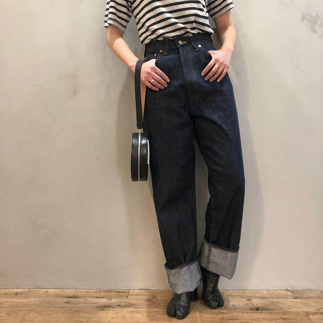 【ANN DE ARKさんのインスタグラム写真 - (【ANN DE ARKInstagram)「【NEW ARRIVAL】 店頭では春夏アイテムが続々と入荷しております。 ・ TOPS:Acne Studios/Megalin Linen Stripe/¥23,760/XXS . PANTS:ANATOMICA/618 MARILYN/¥29,160/26inch . モデル身長160cm ・ お問い合わせはこちらから ⬇︎⬇︎⬇︎⬇︎ @ann_de_ark ・ #Acne #アクネ #acnestudios  #アクネストゥディオズ #ANATOMICA  #アナトミカ #maisonmargiela #メゾンマルジェラ #spring #summer  #coordinate #fashion  #women  #womenstyle #style #styling #コーデ #コーディネート#ファッション #レディース#ショップ#栃木 #宇都宮#anndeark #arknets」3月14日 15時40分 - ann_de_ark