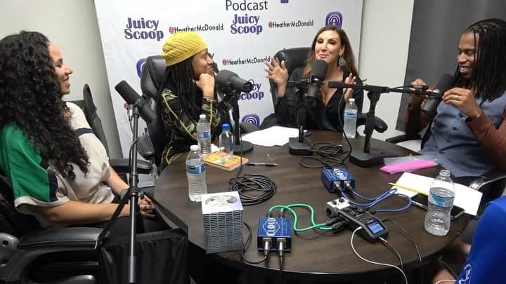 ヘザー・マクドナルドのインスタグラム：「To hear these answers & more, listen to #JuicyScoop out NOW! 👉🏻 I dive deep into the College Entrance Scam of the Century exploring how Hollywood and Silicon Valley elites chose to break the law for their kids. Then, the Snowden family aka “Attractive Vegan couple” from Seeking Sister Wives all join including potential new wife, Vanessa. I asked about boning, yeast infections, caring for the kids, chores and every other question you’d have about a polygamist family and they answer. Plus, I LOVE Colton and Cassie from the Bachelor. 🌹  Link in bio! Let me know what you think in the comments.」