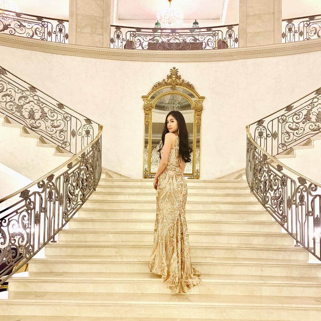 のインスタグラム：「Beautiful Al Masa Hotel, Cairo🌹 ・ So blessed to be here with the gorgeous ladies worldwide✨ ・ Today was all day rehearsal for tomorrow’s National Costume Show! ・ Can’t wait to see everyone’s costumes ❤️ ・ ・ 今日は明日のナショナルコスチューム審査に向けてのリハーサルでした！ ・ ナショナルコスチューム審査で優勝すると自動的にトップ10入りします(^^) ・ 素敵なパフォーマンスが出来ますように👘☺️ ・ #missecointernational #experienceegypt #thisisegypt #egypt #beautypageant #missecojapan #missecojapan2019 #missecointernational2019 #ミスコン #ミスエコインターナショナル #ミスエコ #ミスジャパン #エジプト #世界大会」