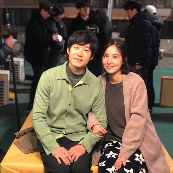 シン・ドンミさんのインスタグラム写真 - (シン・ドンミInstagram)「📺 왜그래 풍상씨 마지막 이야기 엊그제 시작한것 같았는데 벌써 마지막 이야기라니. . 그리울꺼야 "왜그래 풍상씨" ❤😍 #왜그래풍상씨 #오늘도본방사수  #마지막회 #많이많이사랑해주세요」3月14日 16時43分 - dongmi_shin