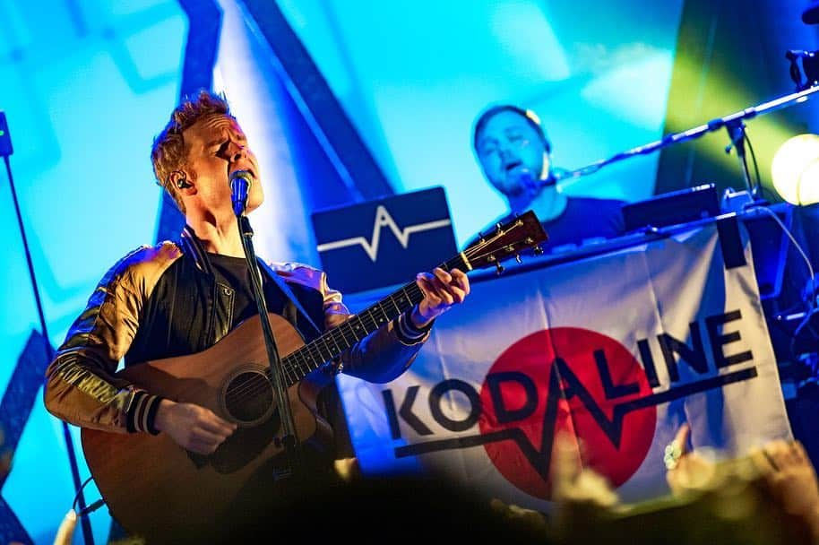 ソニー・ミュージック洋楽さんのインスタグラム写真 - (ソニー・ミュージック洋楽Instagram)「🎶KODALINE JAPAN TOUR 2019🎶 心の琴線に触れる"エモ"と"パッション"があふれるアイルランドが誇る美メロバンド=KODALINE（コーダライン）！最新アルバム『ポリティックス・オブ・リヴィング』を引っ提げた約４年ぶりとなる日本公演は感動のフィナーレ✨オーディエンスの愛と合唱に包まれ、会場が一体となり心繋がった瞬間となりました🔥 . 📷:Masanori Naruse @mnp.hoto . 期間限定で本公演のセットリストのプレイリストが公開中✅ https://lnk.to/Kodaline_Tokyo . . . #KODALINE #コーダライン #AllIWant #Ireland #アイルランド #Cheers #music #musician #artist #instamusic #show #gig #JapanTour #Concert #来日 #TOKYO #OSAKA #WWWX #UmedaTrad #LiveInJapan #洋楽好きな人と繋がりたい #洋楽好き #洋楽大好き #洋楽  #春 #Spring」3月14日 16時54分 - sonymusic_jp