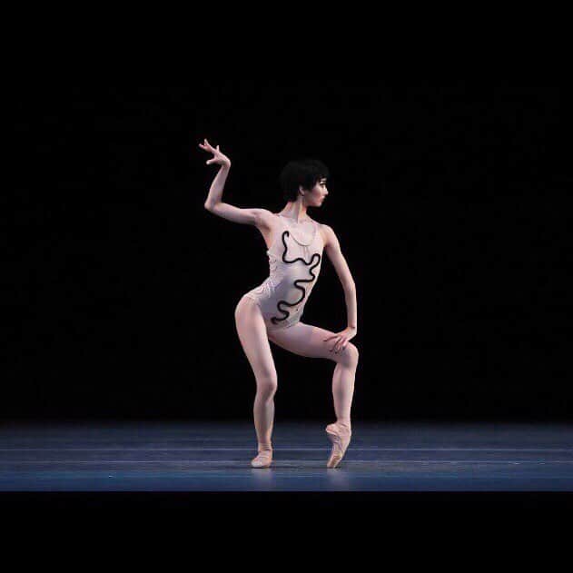 飯島望未さんのインスタグラム写真 - (飯島望未Instagram)「I’m gonna miss this one.  #TheCage#JeromeRobbins Such an empowering ballet.」3月10日 13時56分 - nozo0806