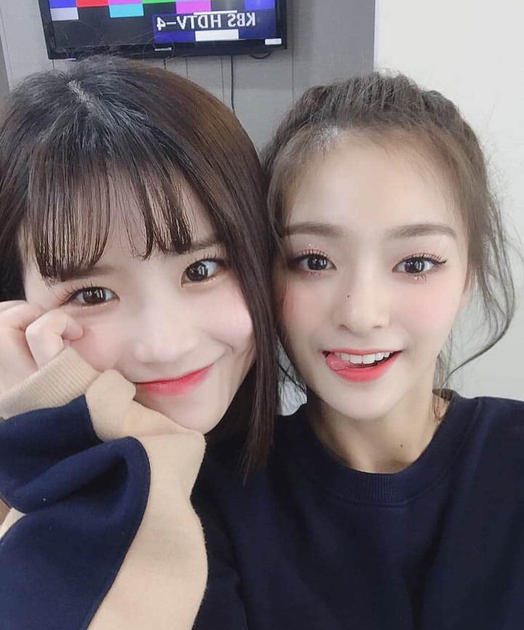 Mnetさんのインスタグラム写真 - (MnetInstagram)「⠀⠀⠀ with_하냥 ⠀⠀⠀ #나경」3月10日 15時26分 - officialfromis_9