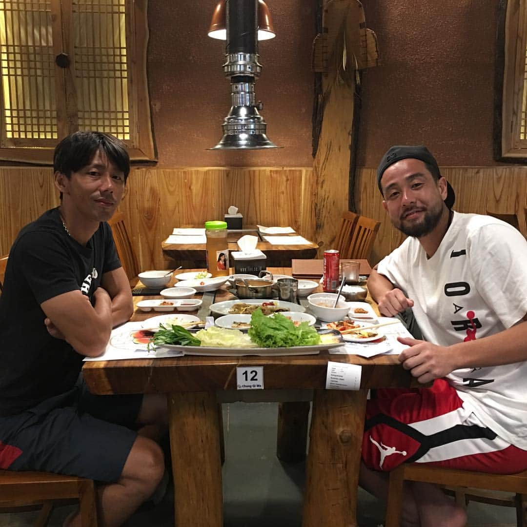 のインスタグラム：「On the day off I joined @kenji_adachi_hara  football academy ⚽️ I had good time with kids😊」