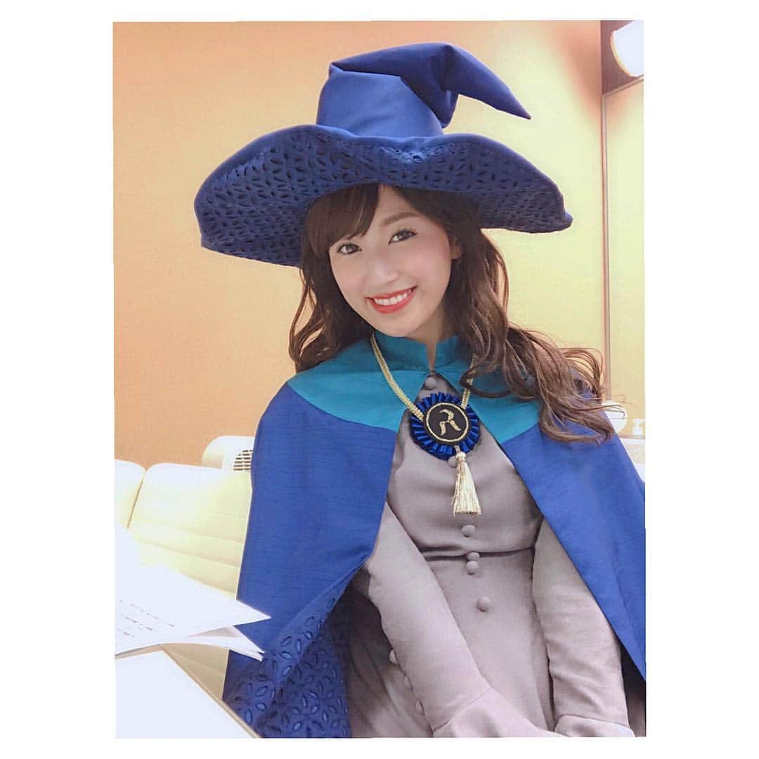 木村愛里さんのインスタグラム写真 - (木村愛里Instagram)「⋆ ロウロウキーン🌟 ㅤㅤㅤㅤㅤㅤㅤㅤㅤㅤㅤㅤㅤ なんと！ ファイルと付箋🤭💙 ㅤㅤㅤㅤㅤㅤㅤㅤㅤㅤㅤㅤㅤ キャンペーン期間中に対象ローンを お借入された方に配られているそうです😳 ㅤㅤㅤㅤㅤㅤㅤㅤㅤㅤㅤㅤㅤ  付箋にしていただいたの初めて🤭💙 ㅤㅤㅤㅤㅤㅤㅤㅤㅤㅤㅤㅤㅤ ㅤㅤㅤㅤㅤㅤㅤㅤㅤㅤㅤㅤㅤ ㅤㅤㅤㅤㅤㅤㅤㅤㅤㅤㅤㅤㅤ #北海道ろうきん #轟ローン #教育ローン #住宅ローン #みんなみんなキャンペーン#木村愛里 #魔法使い #アイリー #ろうきん #ありがとうございます #💙 #🌟」3月10日 17時11分 - airi_official