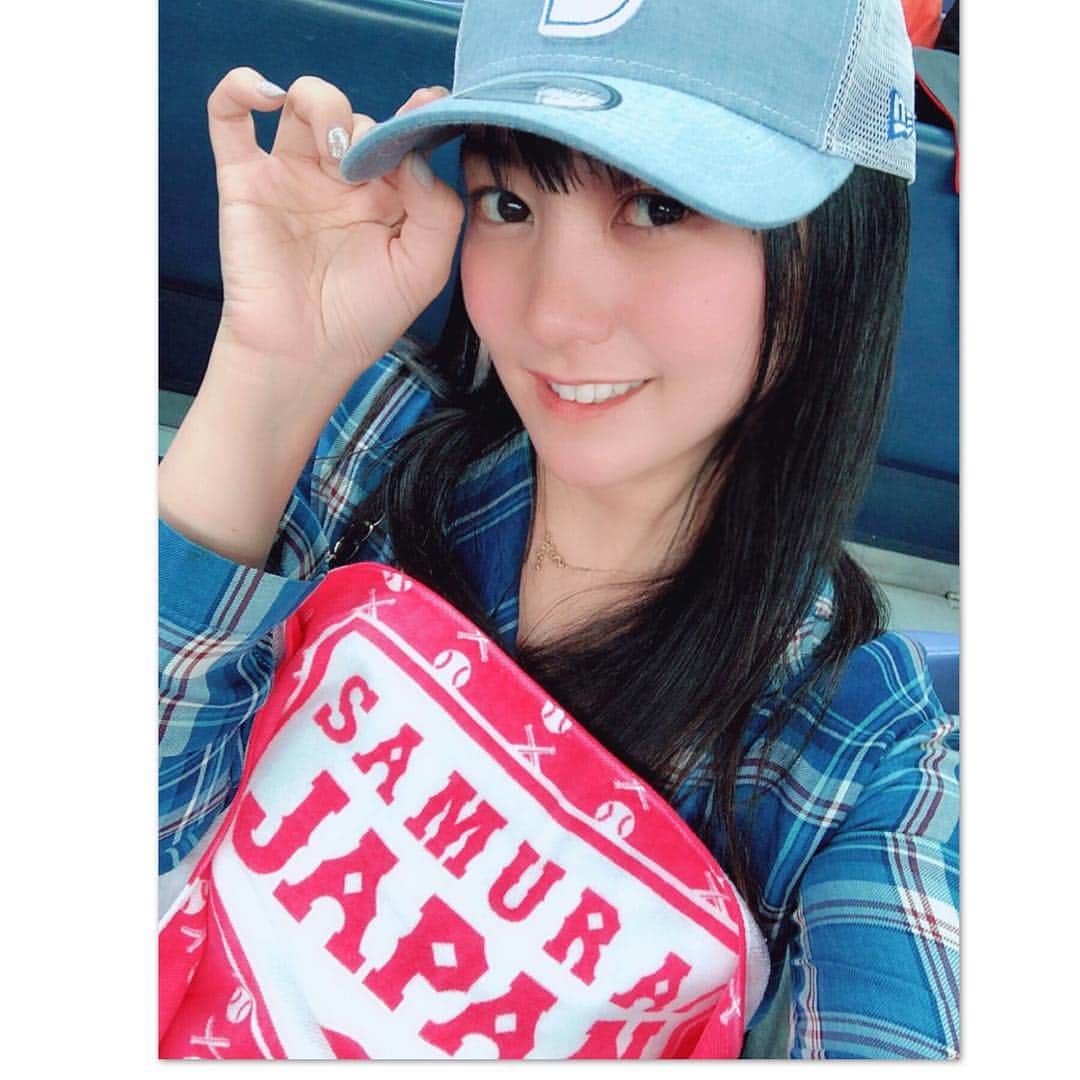 脊山麻理子のインスタグラム：「侍ジャパン♡今日は勝つよ♡ #侍ジャパン #野球好き #京セラドーム #baystars」
