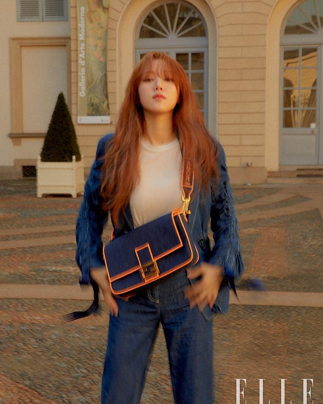 イ・ソンギョンさんのインスタグラム写真 - (イ・ソンギョンInstagram)「@fendi ✨ #광고」3月11日 14時40分 - heybiblee