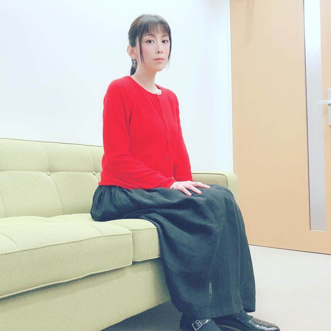 雛形あきこさんのインスタグラム写真 - (雛形あきこInstagram)「お洋服とアクセサリー #prit #buff」3月11日 13時52分 - akiko_hinagata