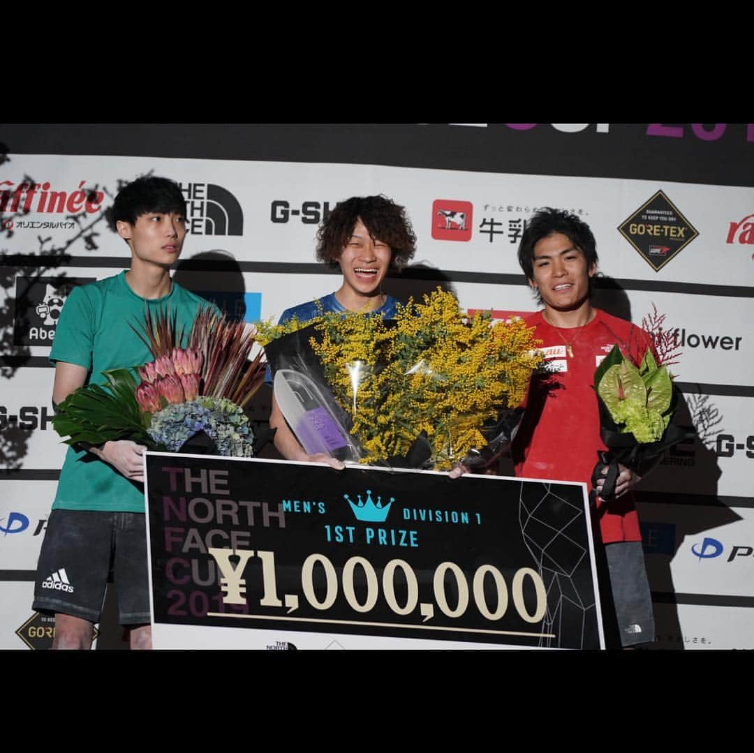 楢崎智亜さんのインスタグラム写真 - (楢崎智亜Instagram)「I finished 3rd place @thenorthfacecup 2019!  I'm so exited all the while. This is one of my favorite competition. Thank you for all support!  photo by (C)One bouldering @au_official #teamau @thenorthfacejp #アイディホーム @frictionlabs」3月11日 19時54分 - tomoa_narasaki