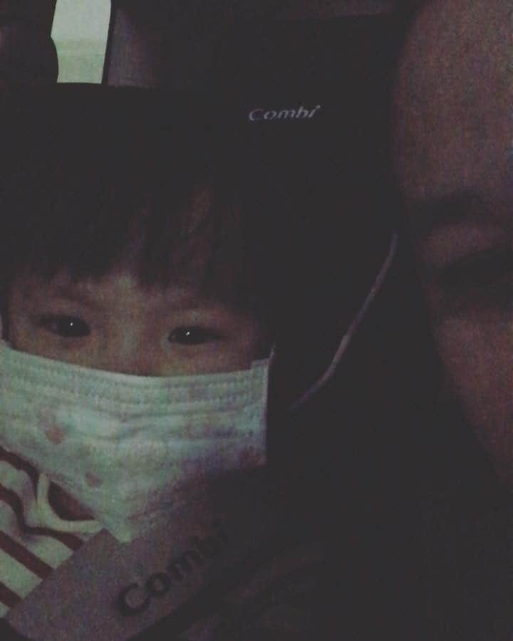 のインスタグラム：「#言えないシリーズ #マスクデカい #暗い」