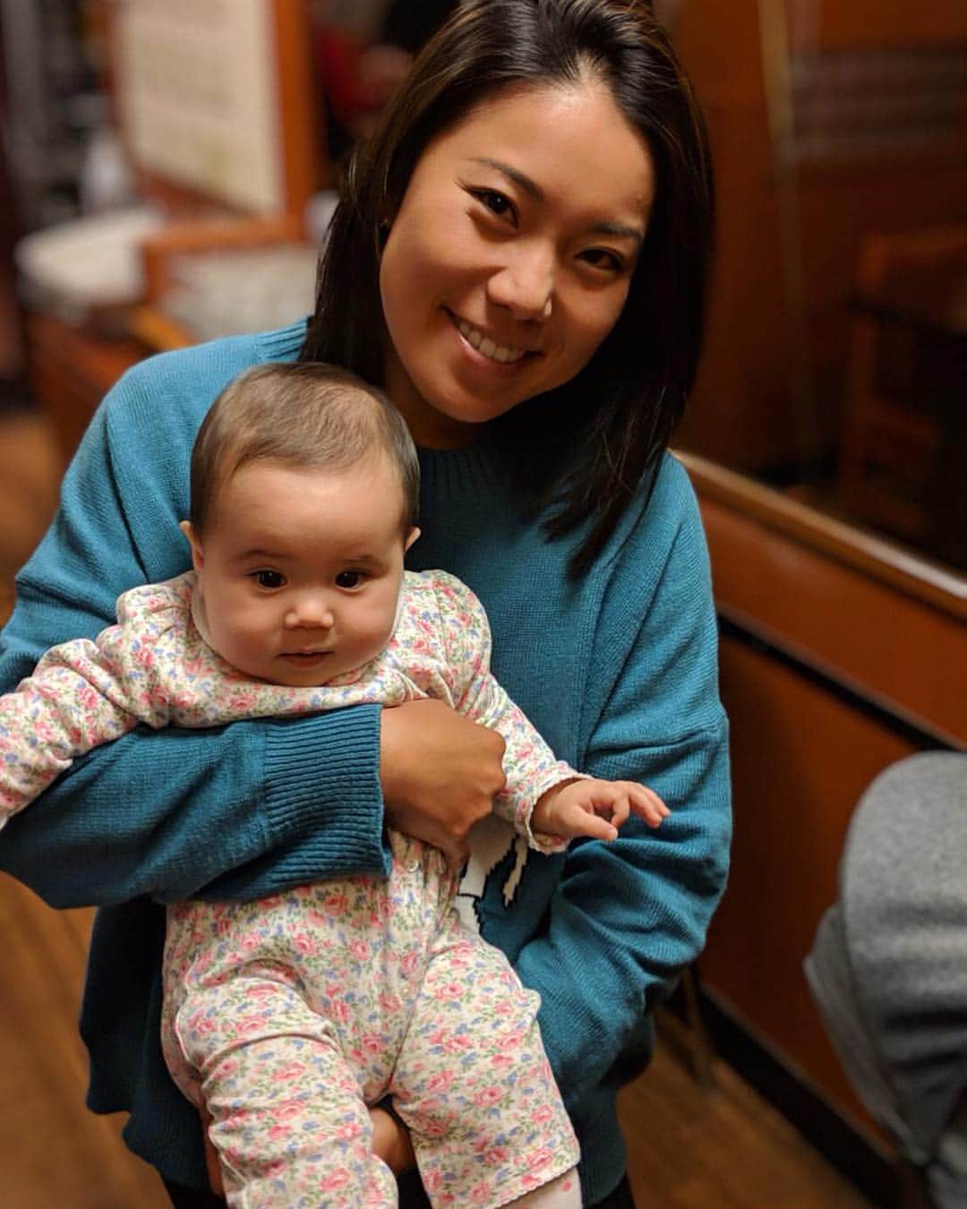 中山三奈さんのインスタグラム写真 - (中山三奈Instagram)「Helloooo Baby Ema☺️👶🏻💕 #healingbaby #baby #myniece #supercute」3月11日 21時00分 - minanakayama