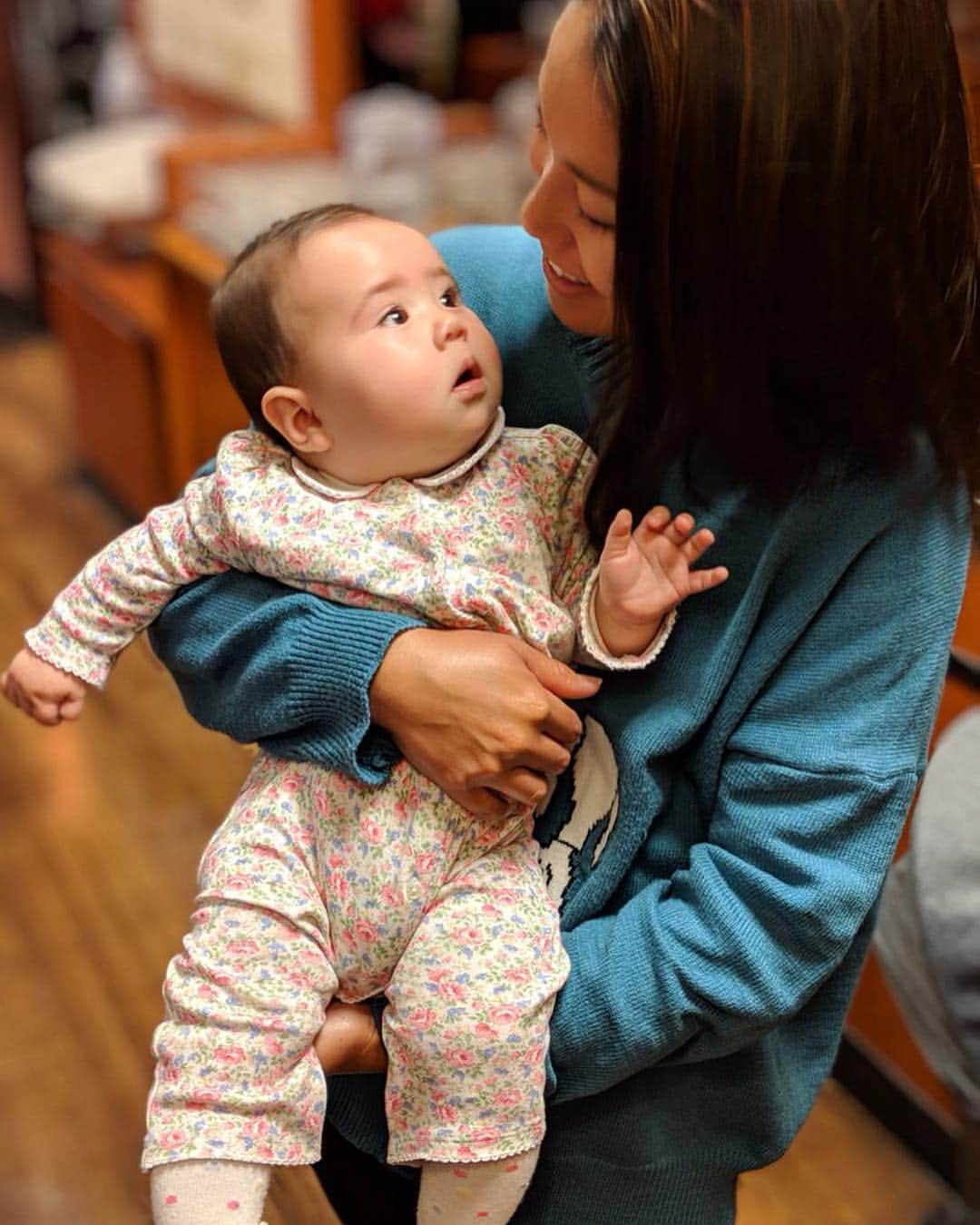 中山三奈さんのインスタグラム写真 - (中山三奈Instagram)「Helloooo Baby Ema☺️👶🏻💕 #healingbaby #baby #myniece #supercute」3月11日 21時00分 - minanakayama