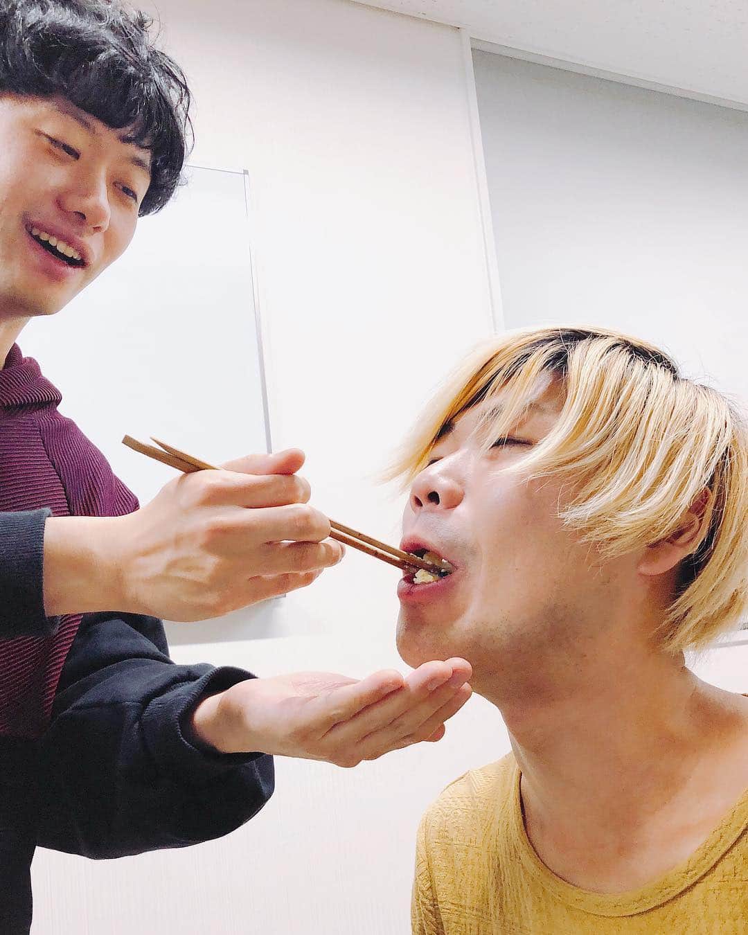 堀正輝さんのインスタグラム写真 - (堀正輝Instagram)「"脊椎がオパールになる頃" 国内完  まじ最高すぎた！  #玄ちゃん誕生日おめね」3月11日 22時45分 - hori_scamcircle