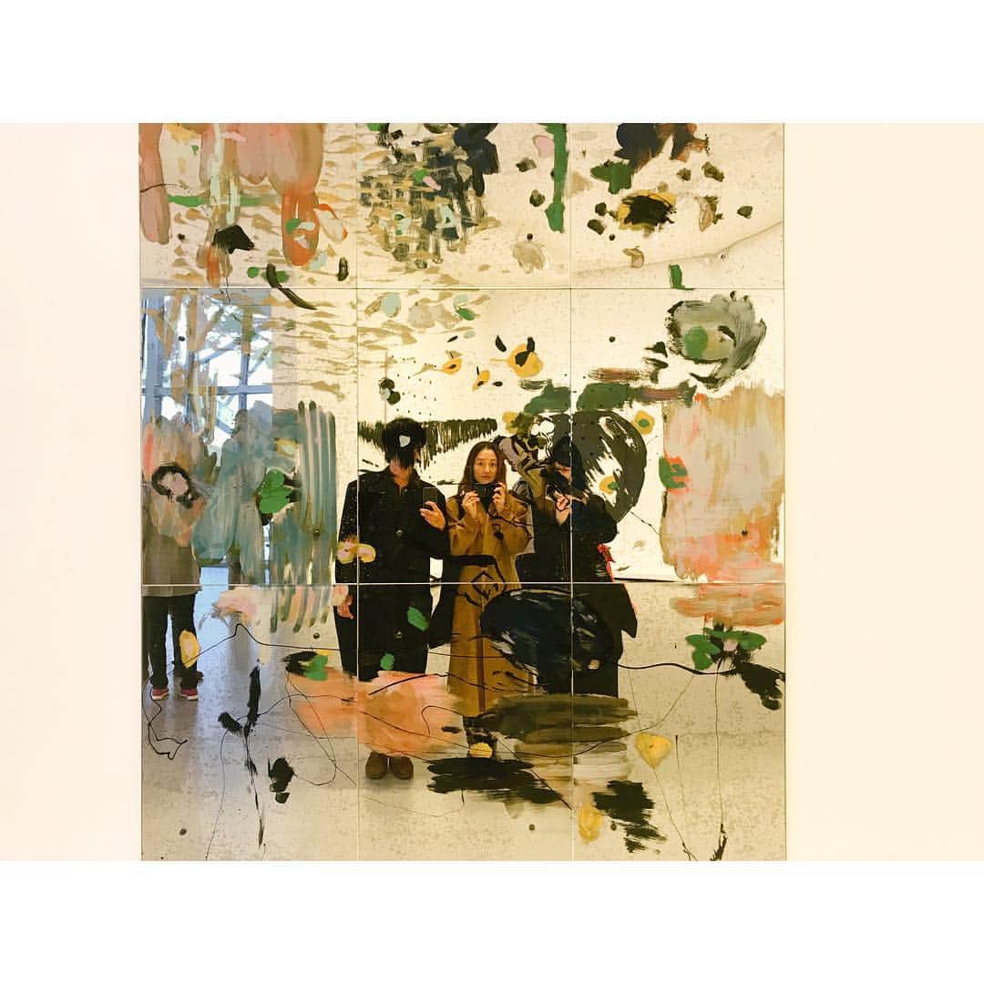 チョン・リョウォンさんのインスタグラム写真 - (チョン・リョウォンInstagram)「. 그리고. fondation louisvuitton collection- 전시. . 고전과 현대를 오고가는 전시들을 보고 배부르고 행복한 하루🍭」3月12日 1時38分 - yoanaloves