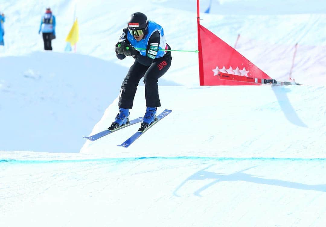 日本オリンピック委員会さんのインスタグラム写真 - (日本オリンピック委員会Instagram)「クラスノヤルスクユニバーシアード大会第10日（11日）。アイスホッケー女子日本代表が3位決定戦で米国に2-1で競り勝ち、銅メダルを獲得しました✨ また、スキー・アルペン男子回転で小山陽平選手が4位、若月隼太選手が5位入賞。スキー・クロスカントリー女子15㎞マススタートでは児玉美希選手が5位、 スキー・フリースタイルの男子スキークロスでは古野慧選手が7位に入賞しました。（写真：フォート・キシモト、アフロスポーツ） . [#Universiade #Krasnoyarsk2019 Day10] . Ice hockey women Team Japan: 🥉 . Alpine skiing Slalom Men Yohei Koyama: 4th place Hayata Wakatsuki: 5th place . Cross country skiing 15km Mass Start Ladies Miki Kodama: 5th place . Freestyle skiing Ski Cross Men Satoshi Furuno: 7th place . #アイスホッケー #Icehockey #フリースタイルスキー #アルペンスキー #スキークロスカントリー #Freestyleskiing #Crosscountryskiing #Alpineskiing #がんばれニッポン #RealWinter #ユニバーシアード #TEAMJAPAN #JapanOlympicCommittee . 📸PHOTO KISHIMOTO, AFLO SPORT」3月12日 11時07分 - teamjapanjoc