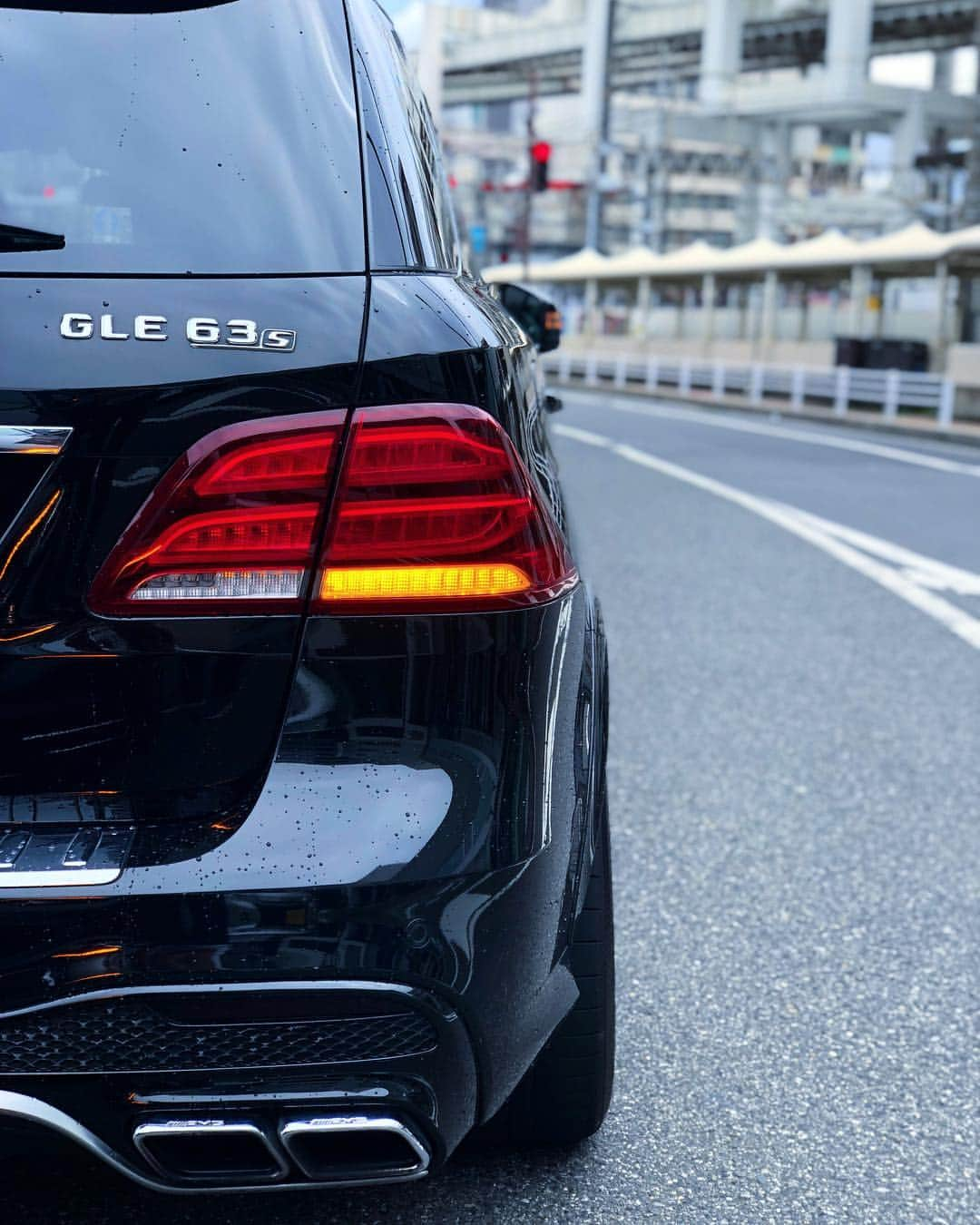 青木龍一のインスタグラム：「GLE63s  #AMG #mercedesbenz  #w166 #GLE63s」