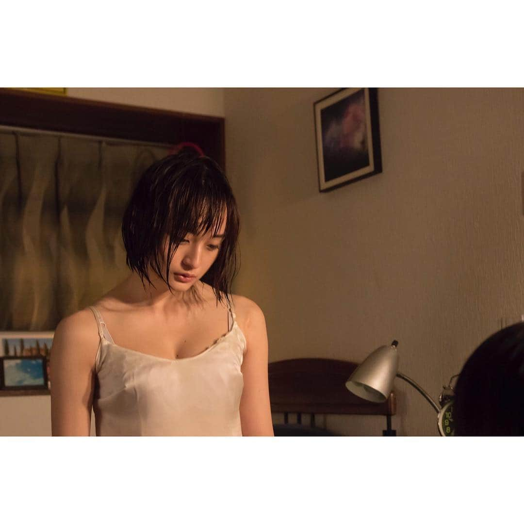 萩原みのりさんのインスタグラム写真 - (萩原みのりInstagram)「アイズの場面写真が公開されましたぬ。」3月12日 13時20分 - hagi_mino