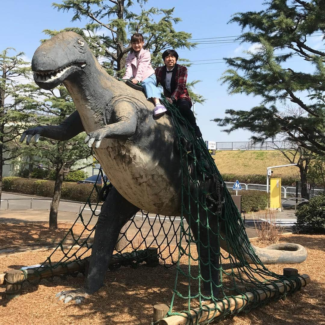 奈良怜那さんのインスタグラム写真 - (奈良怜那Instagram)「今日は卒業後初のお仕事でした♫ 朝早くから頑張ったよー！  #葛飾 #北沼公園 #ねづっちぃ散歩 #ねづっち #パープルコーデ #紫コーデ」3月12日 18時08分 - narareina_111