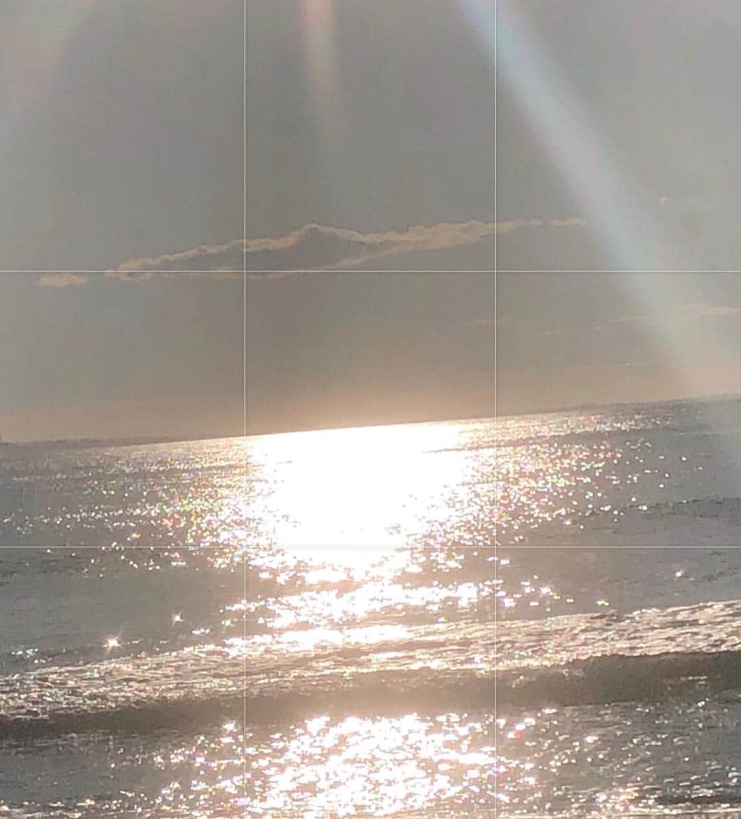 ペイトン・リストのインスタグラム：「got up before the sun and made it to Malibu just in time 👼🏼」