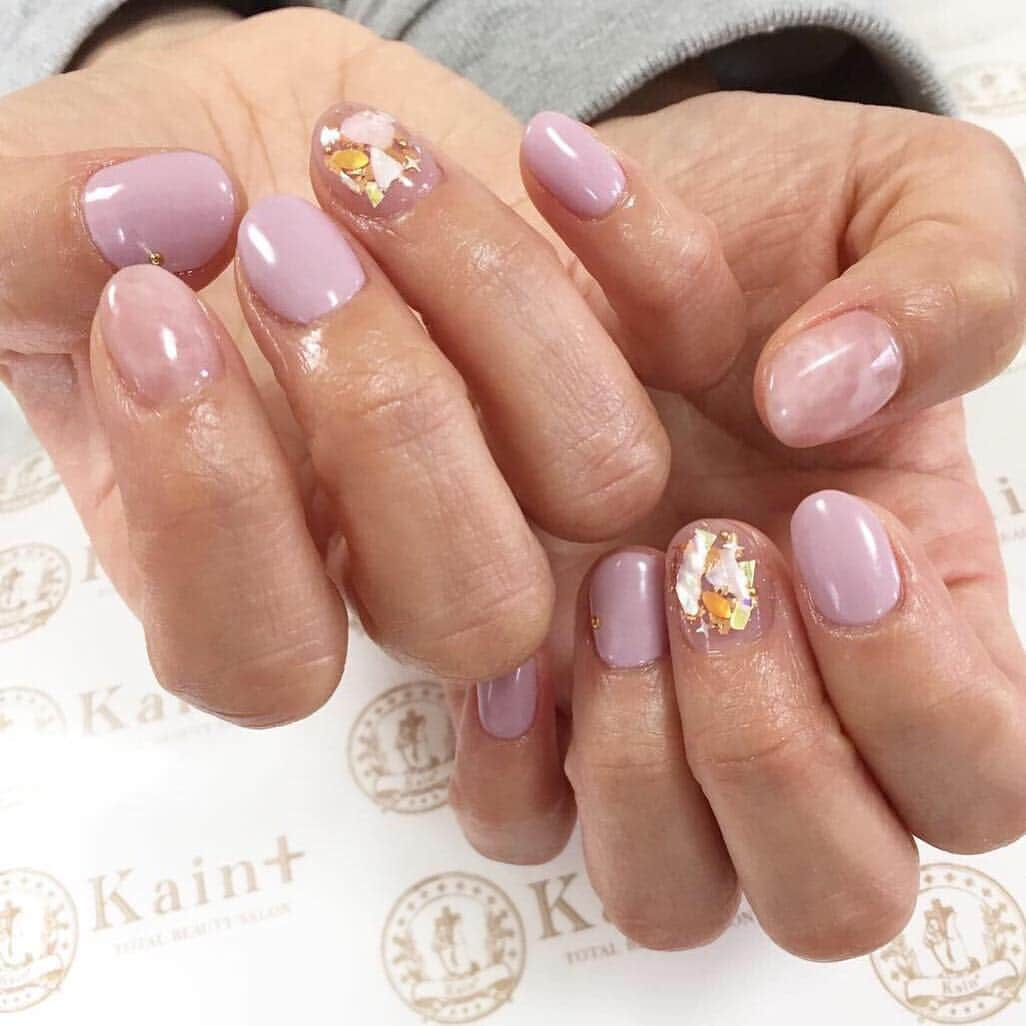 潮田玲子さんのインスタグラム写真 - (潮田玲子Instagram)「ネイルも変えました😍 あがる春ネイル😍💕💅 @kainplus  ありがとうー😊  #春ネイル #kain #目黒 #高校の同級生 #ネイリスト」3月12日 22時01分 - reikoshiota_official