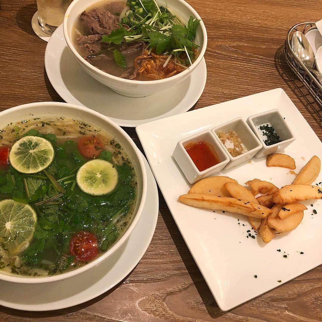 竹内夏紀のインスタグラム：「異国感 #instafood #vietnam #vietnamfood」