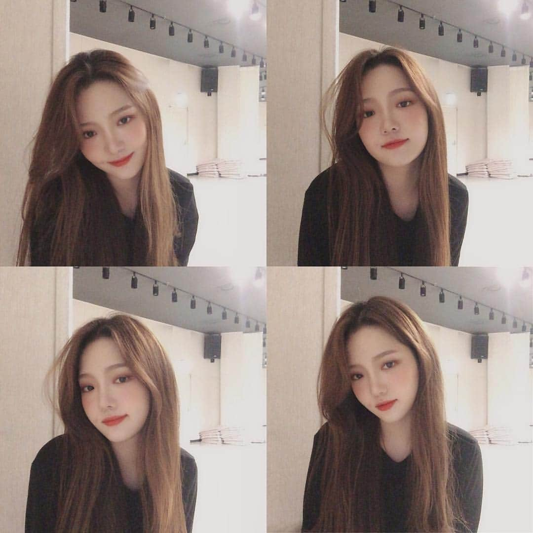 Mnetさんのインスタグラム写真 - (MnetInstagram)「⠀⠀⠀ 지선이들👀 ⠀⠀⠀ #지선 #💋」3月13日 14時13分 - officialfromis_9