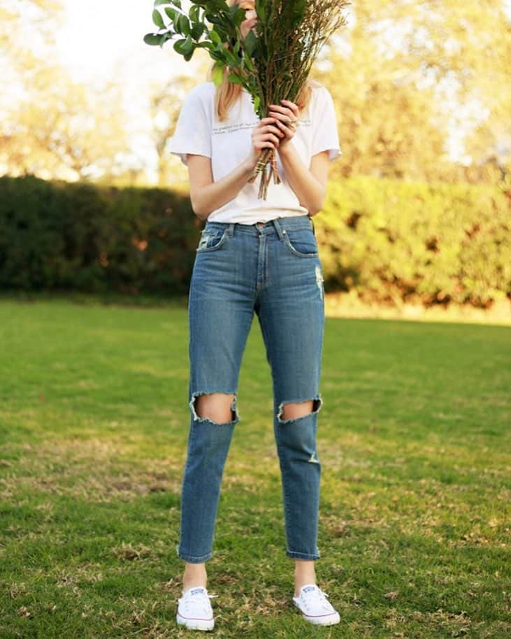 ジェームスジーンズのインスタグラム：「#springmood 🌼🌷| 👖: Donna Melrose」