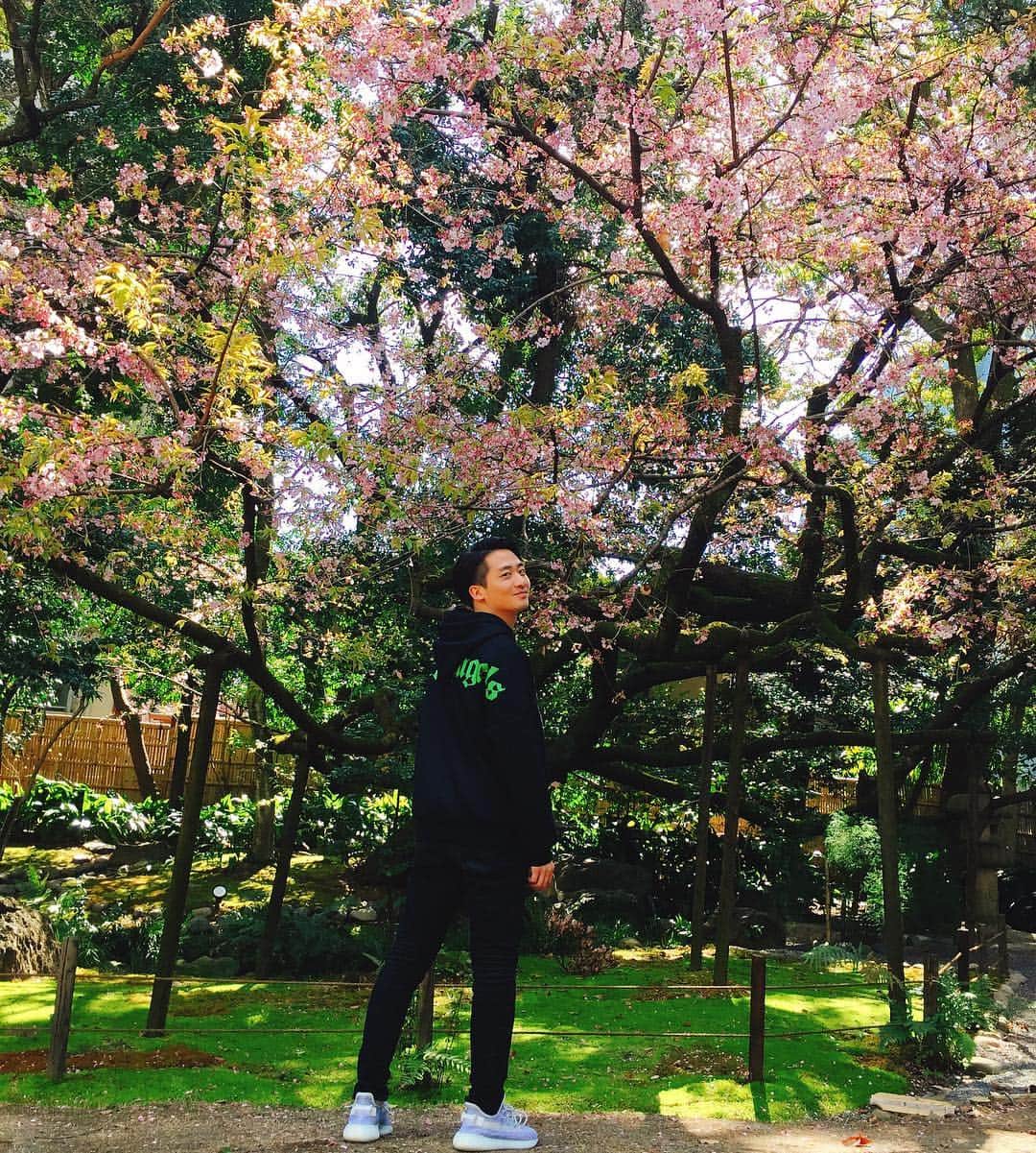 ダイキさんのインスタグラム写真 - (ダイキInstagram)「春が来る〜 #静岡 #soleいいねロケしてきました #駿河丼」3月13日 17時58分 - daiki_sugiura0619