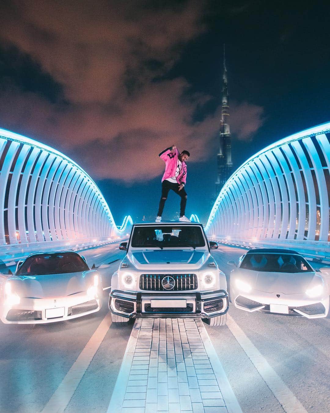 ジェイソン・デルーロのインスタグラム：「Which is more your vibe #Ferrari #Mercedes #lamborghini」