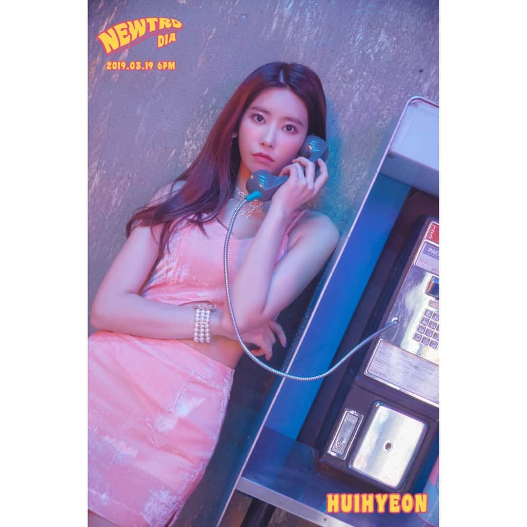 DIAさんのインスタグラム写真 - (DIAInstagram)「[📣] 💎DIA 5th MINI ALBUM💎 'NEWTRO' CONCEPT PHOTO  #다이아 #DIA #NEWTRO #COMEBACK #20190319_6PM #희현 #HUIHYEON #우와 #CONCEPTPHOTO #COMINGSOON」3月14日 0時20分 - mbk.dia