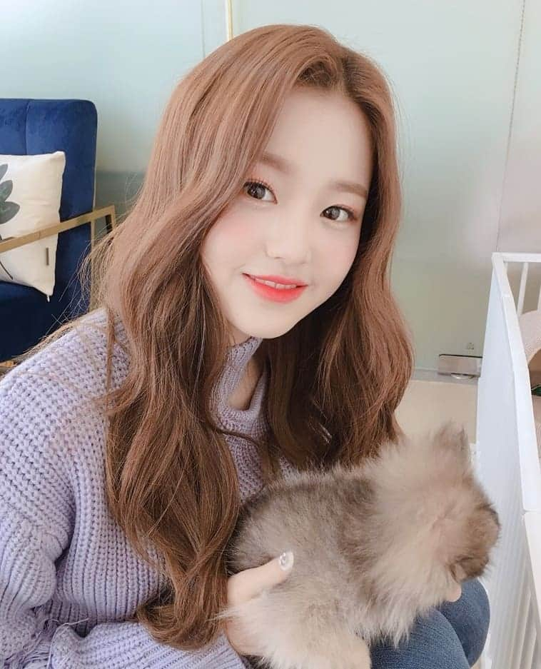 IZ*ONEさんのインスタグラム写真 - (IZ*ONEInstagram)「🐶❤️🐰 ⠀⠀⠀⠀⠀⠀⠀⠀⠀⠀⠀⠀⠀⠀⠀⠀⠀ #원영 #ウォニョン #IZONE #아이즈원 #アイズワン」2月18日 10時24分 - official_izone