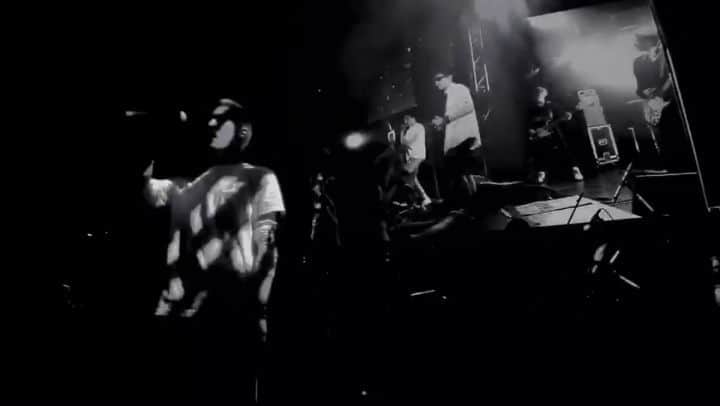 塩田康平のインスタグラム：「BUCKS FIRST LIVE CLIP 「TRUST」  FULL VERSION↓ https://youtu.be/AeFR2ltwCWs」