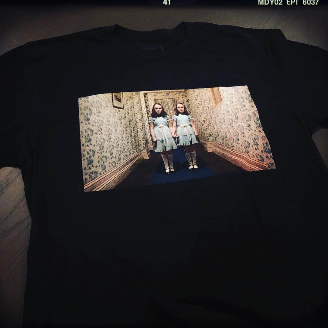 のインスタグラム：「ヤバＴ #theshining #twins」