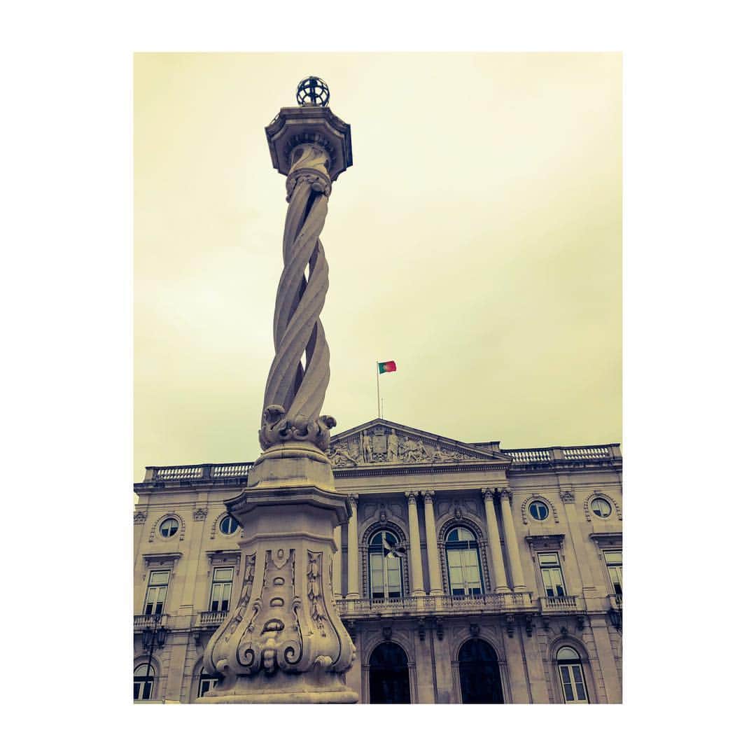 のインスタグラム：「x Boa tarde🇵🇹 x  #Portugal」