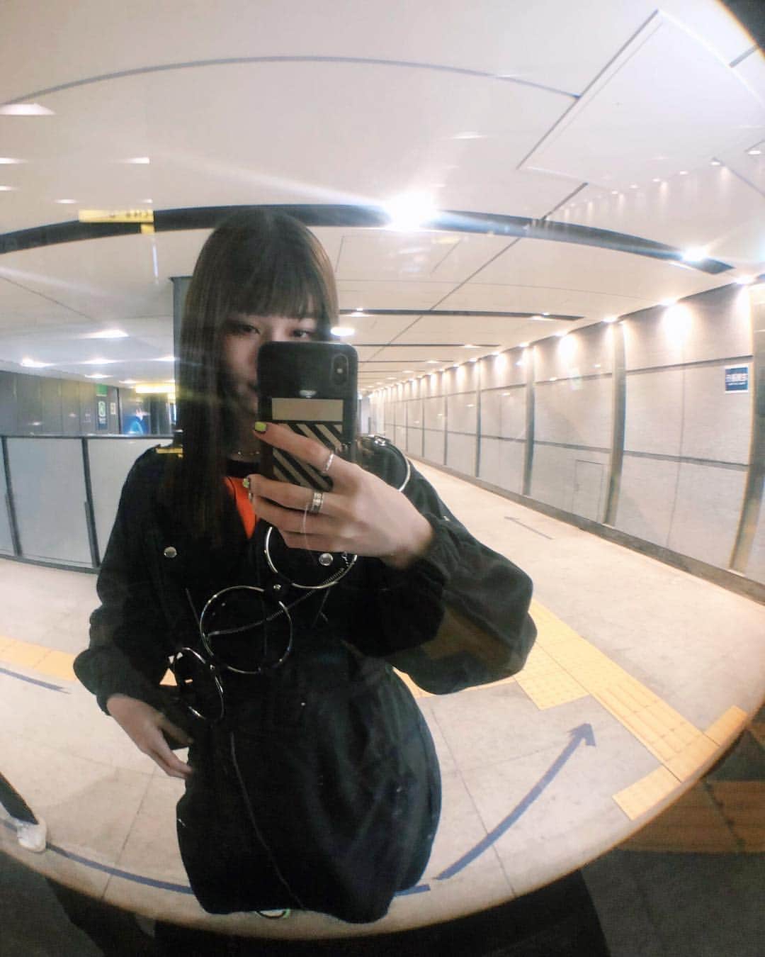 生見愛瑠さんのインスタグラム写真 - (生見愛瑠Instagram)「⚠️⚠️⚠️」2月18日 18時16分 - meru_nukumi