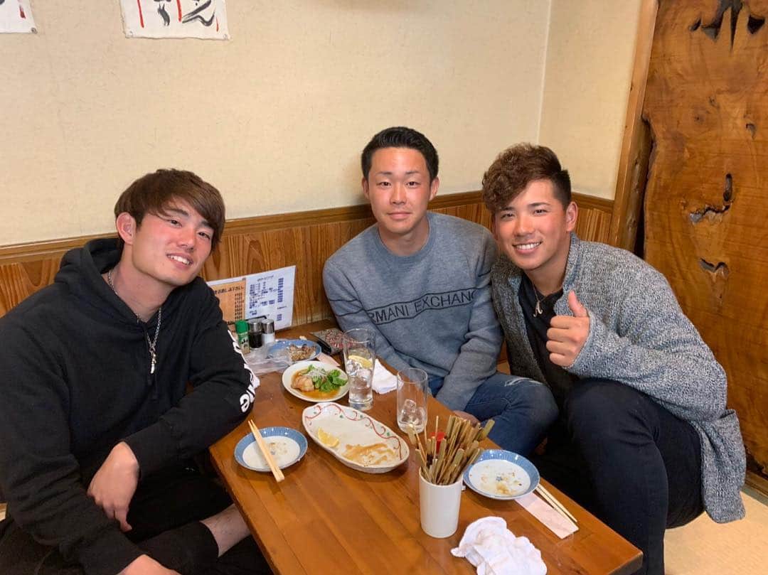 大瀧愛斗のインスタグラム：「粟津さんごちそうさまです🤪 おやすみなさい💤  #粟津 さん#今井達也 #仕上がってる#いききってる #サイコー#3150#カリスマ」